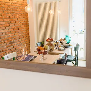 Alessia' S Bed & Breakfast Tirano